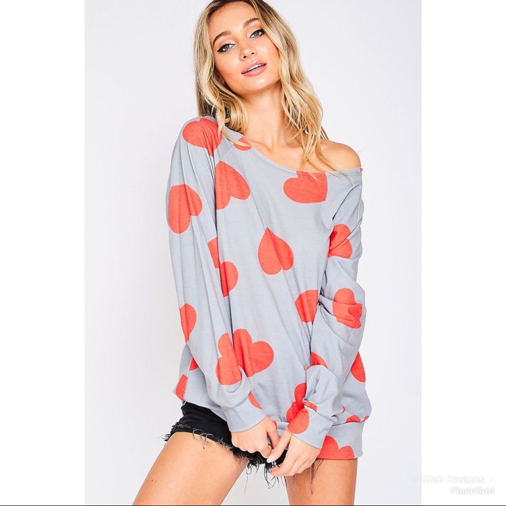❤️LAST 1! Heart Print Off Shoulder Banded Top! - Picture 2 of 5